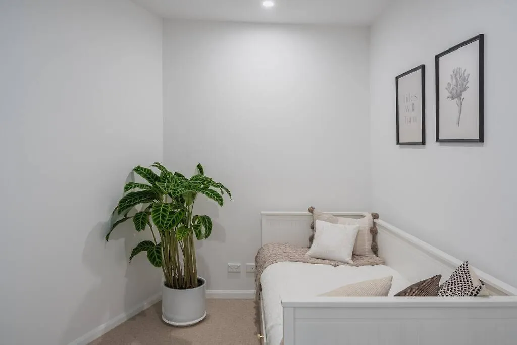 Apartment Lux Lakeside Apt - Gold Coast Australia